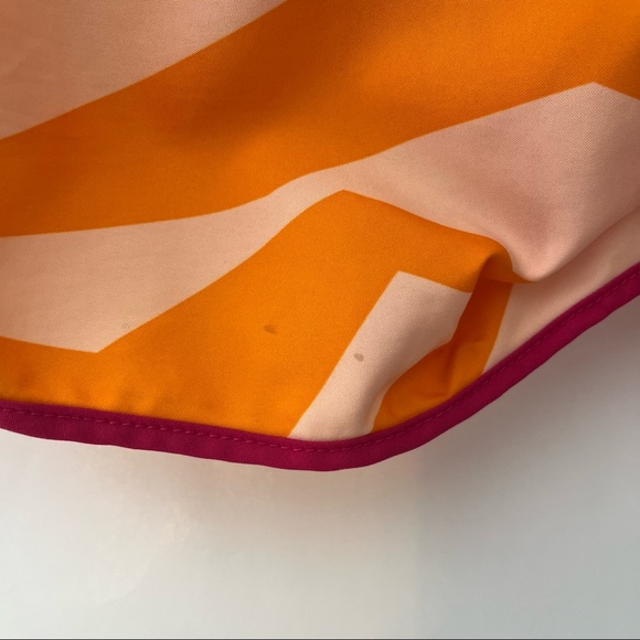 Nike women’s Dri- fit vented running shorts, small, orange - Picture 10 of 11